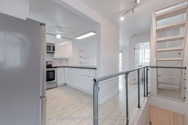 Upper - 559 Delaware Avenue