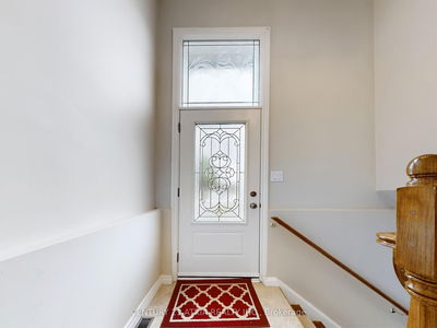 62 Muirhead Rd, Toronto - Pleasant View image-0-3
