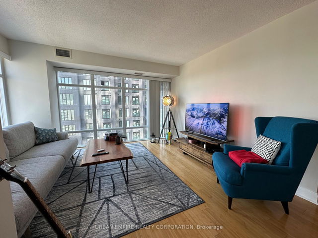 1602 - 2181 Yonge Street