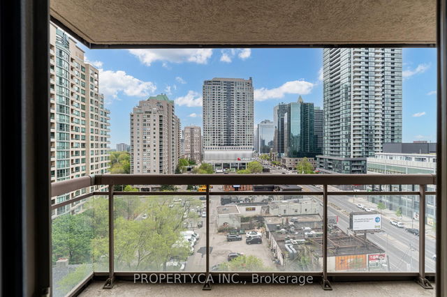1008 - 18 Parkview Avenue