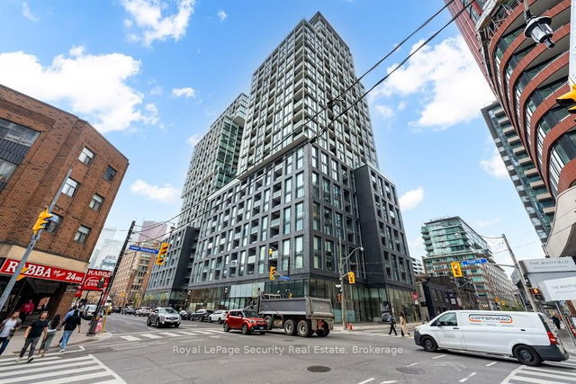 706 - 158 Front Street