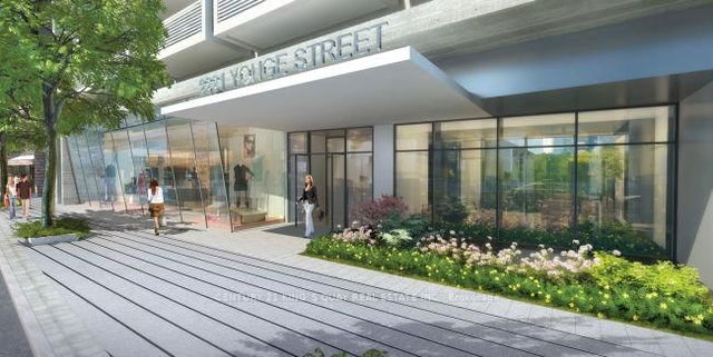 502 - 2221 Yonge Street