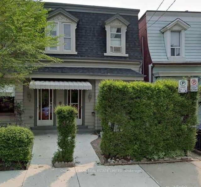 7 Givins Street