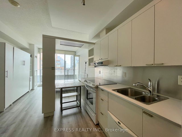 1623A - 111 Elizabeth Street