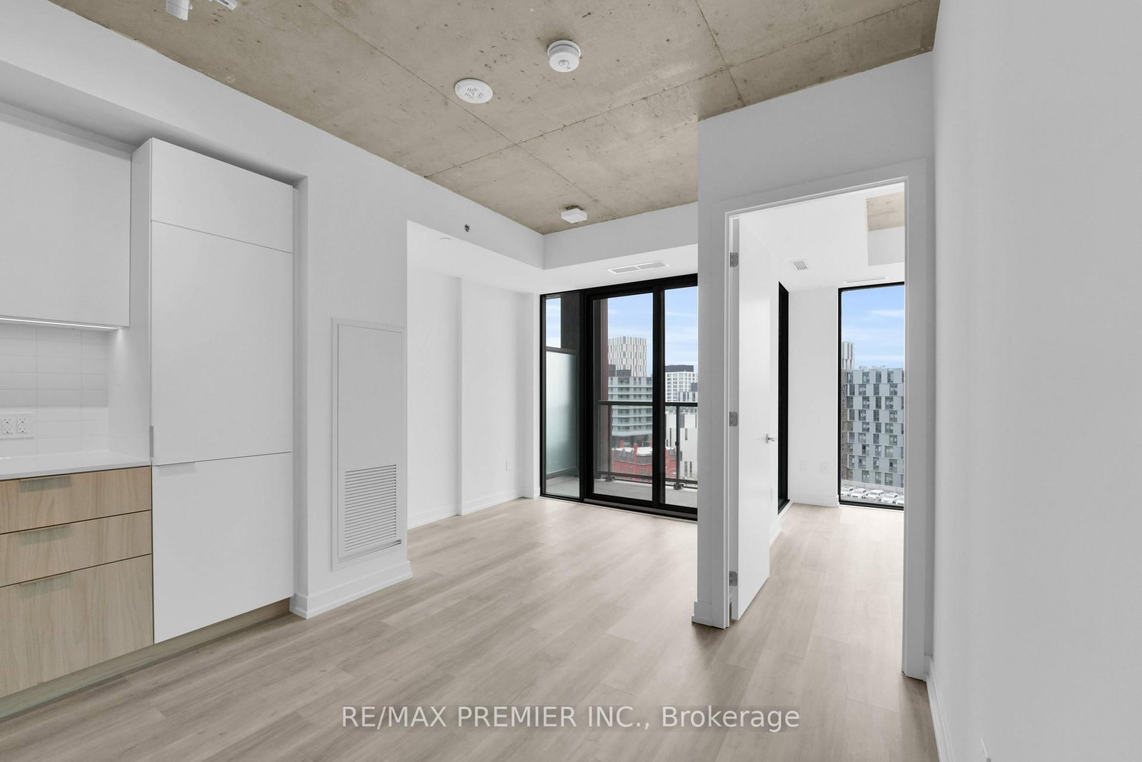 28 Eastern Avenue, Unit LPH11 - Photo 25