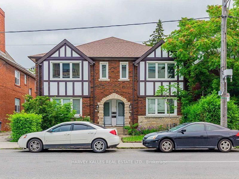 home for lease on Lower-987 Avenue Road