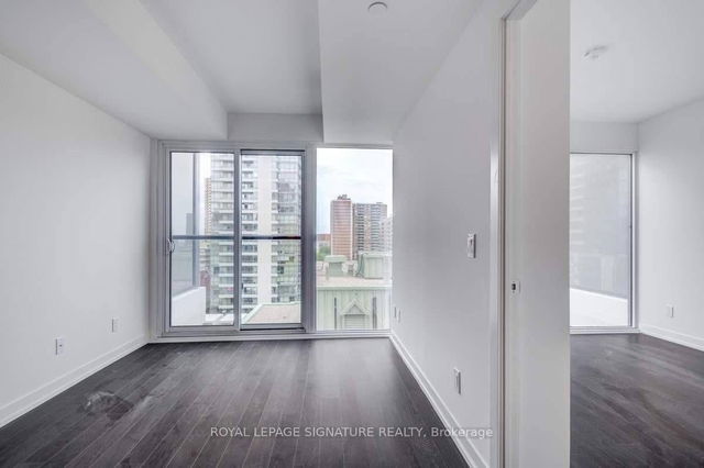 1115 - 85 Wood Street