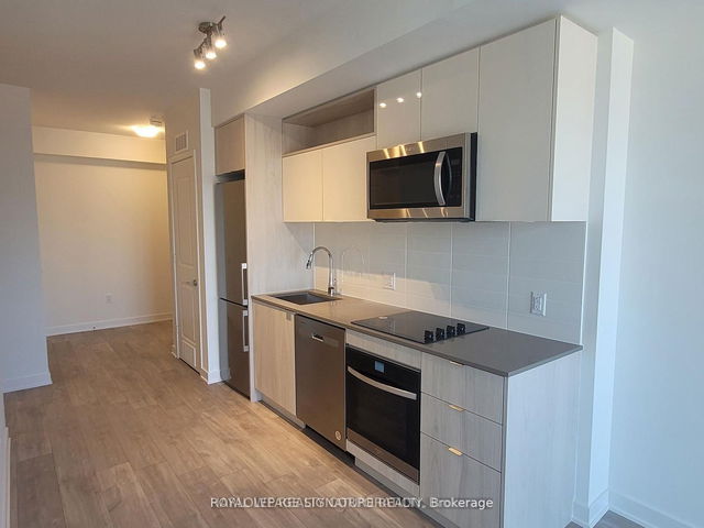 2103 - 100 Dalhousie Street