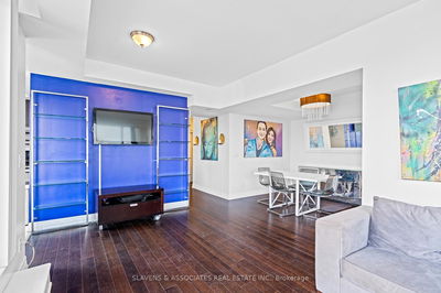 Unit 406 — 500 St. Clair Ave, Toronto - Humewood-Cedarvale image-0-2
