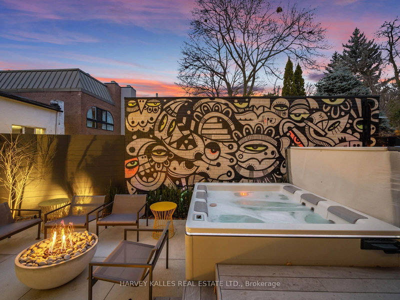 B - 34 Coulson Ave, Toronto, M4V 1Y5 | Image 3