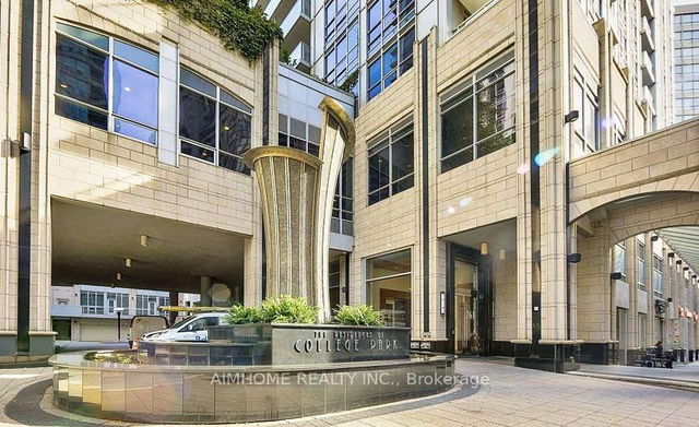3804 - 761 Bay Street