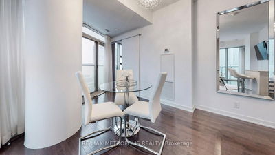 Unit 1202 — 12 York St, Toronto - Waterfront Communities C1 image-0-4