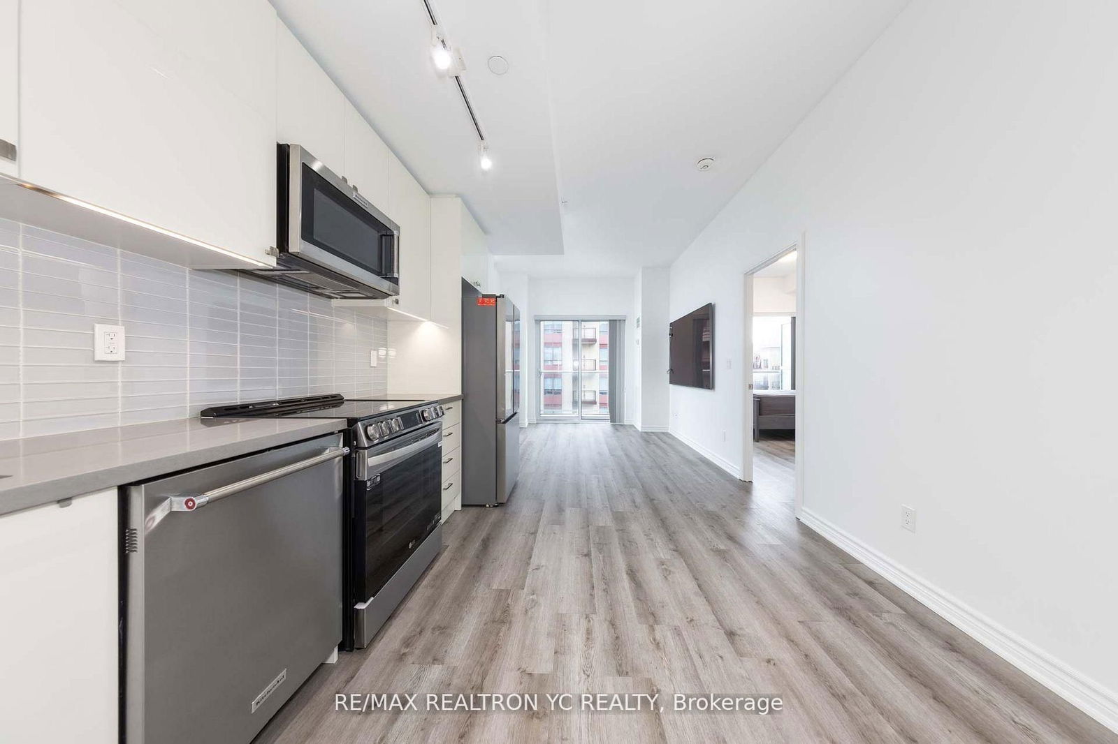 Condo for sale at 705-621 Sheppard Avenue, Toronto, Bayview Village, M2K 0G4 - MLS: C12151574