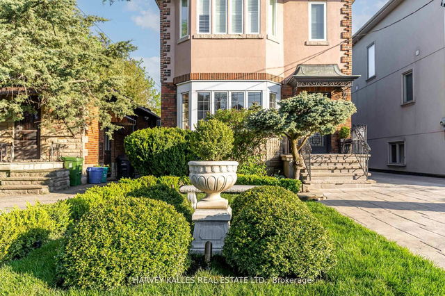 213 Brooke Avenue