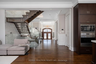 86 Hillcrest Ave, Toronto - Willowdale East image-0-3