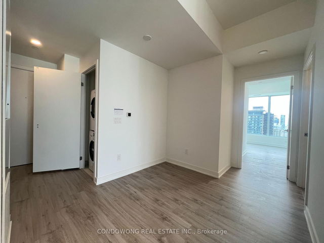 4003 - 252 Church Street