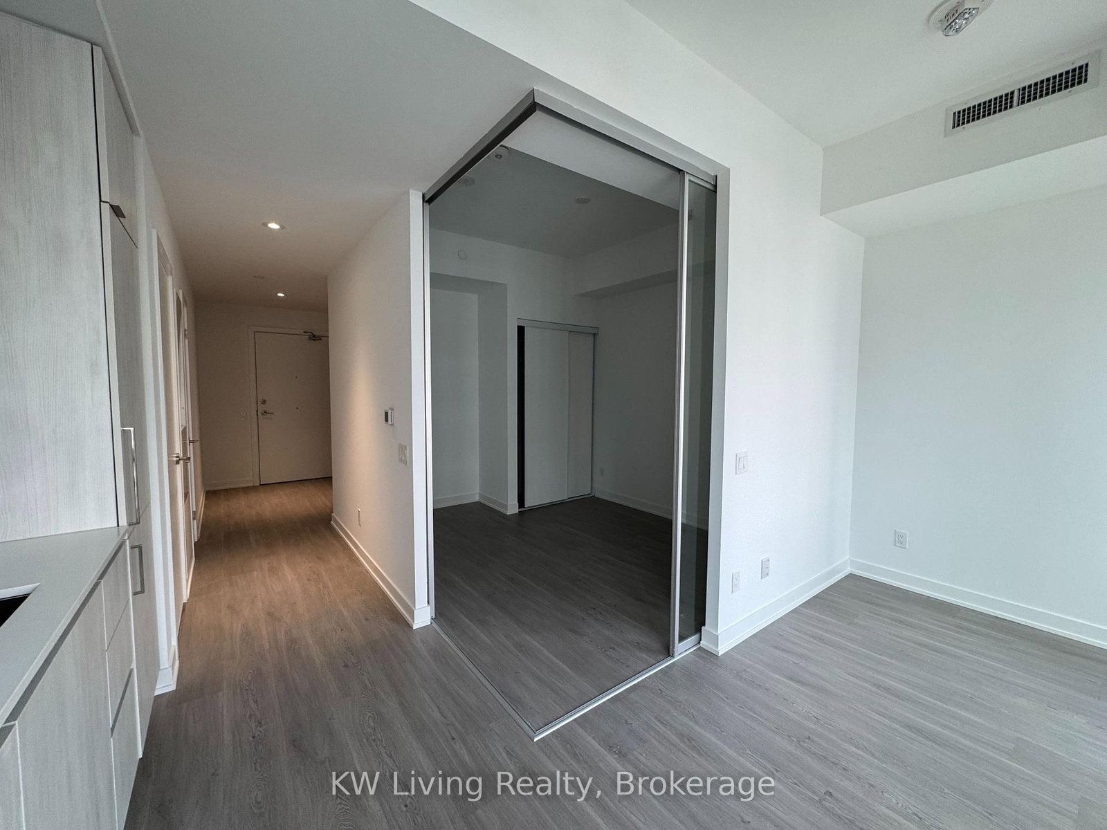 8 Wellesley Street W, Unit 1605 - Photo 15