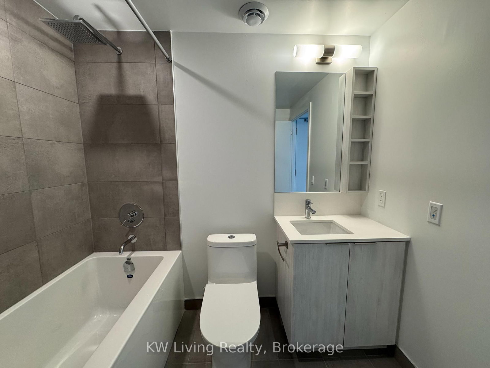8 Wellesley Street W, Unit 1605 - Photo 17