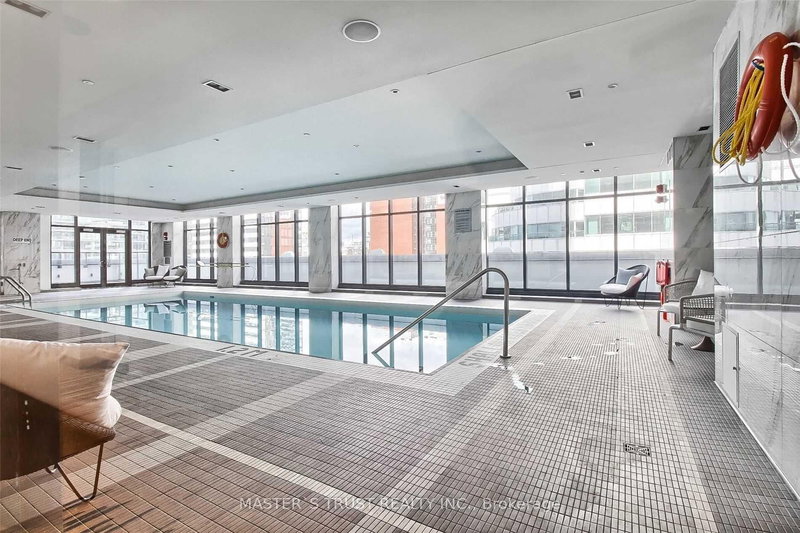 1502 - 125 Blue Jays Way, Toronto, M5V 0C4 | Image 3