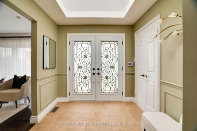 244 Waterloo Ave, Toronto - Bathurst Manor image-0-3