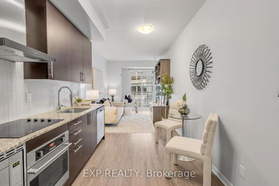 Unit 2021 — 352 Front St, Toronto - Waterfront Communities C1