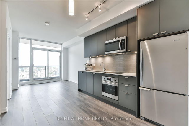 2611 - 56 forest manor Road
