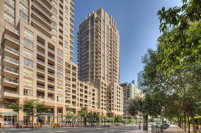 1508 - 909 Bay Street
