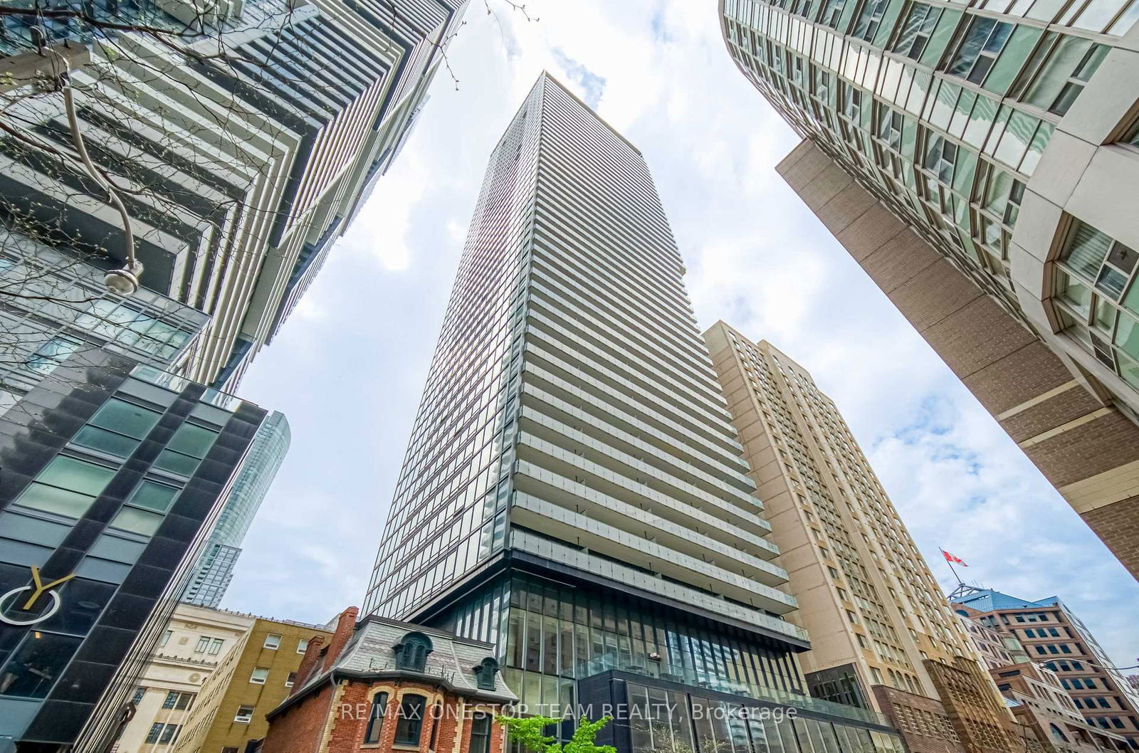 Condo for sale at 1905-15 Grenville Street, Toronto, Bay Street Corridor, M4Y 0B9 - MLS: C12153036