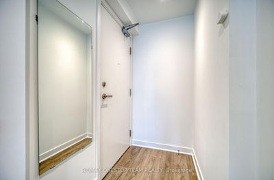 Unit 1905 — 15 Grenville St, Toronto - Bay Street Corridor image-0-3