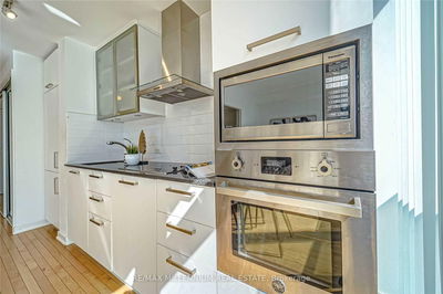 Unit 3612 — 14 York St, Toronto - Waterfront Communities C1 image-0-4