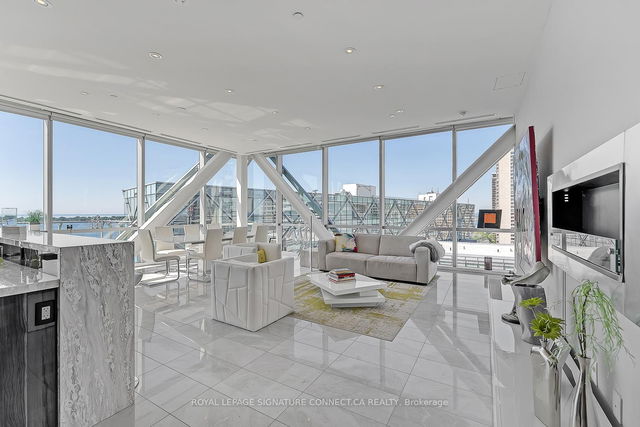 1401 - 39 Queens Quay