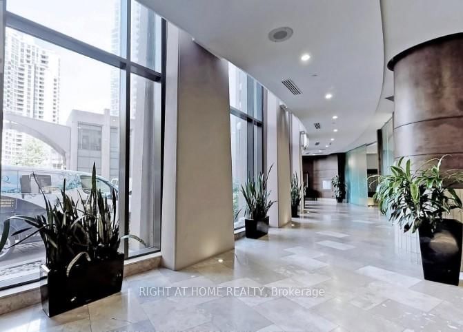 703 - 5 Northtown Way, Toronto, M2N 7A1 | Image 2