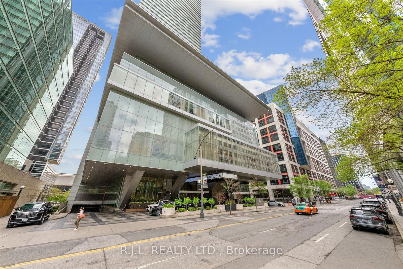 Condo for sale at 2505-183 Wellington Street, Toronto, Waterfront Communities C1, M5V 0A1 - MLS: C12154107