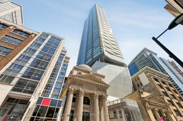 3811 - 197 Yonge Street