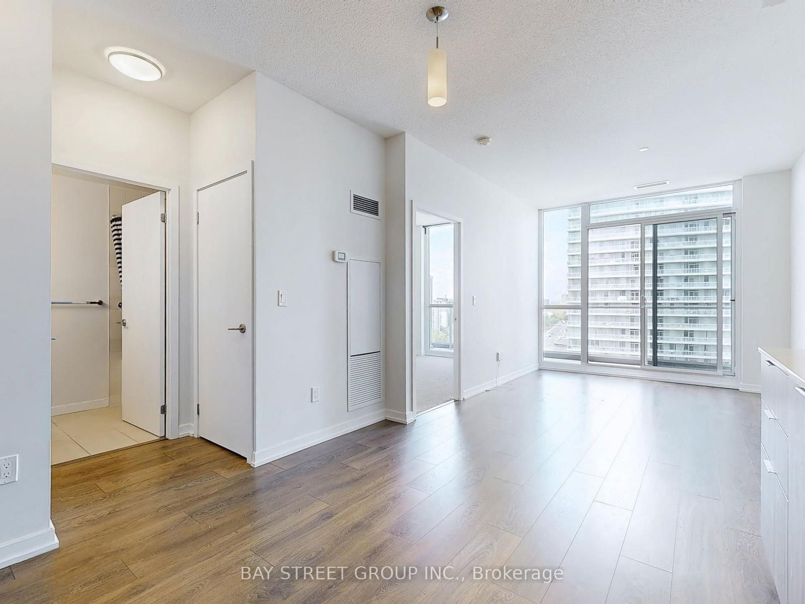 Condo for sale at 1303-52 FOREST MANOR Road, Toronto, Henry Farm, M2J 0E2 - MLS: C12154405