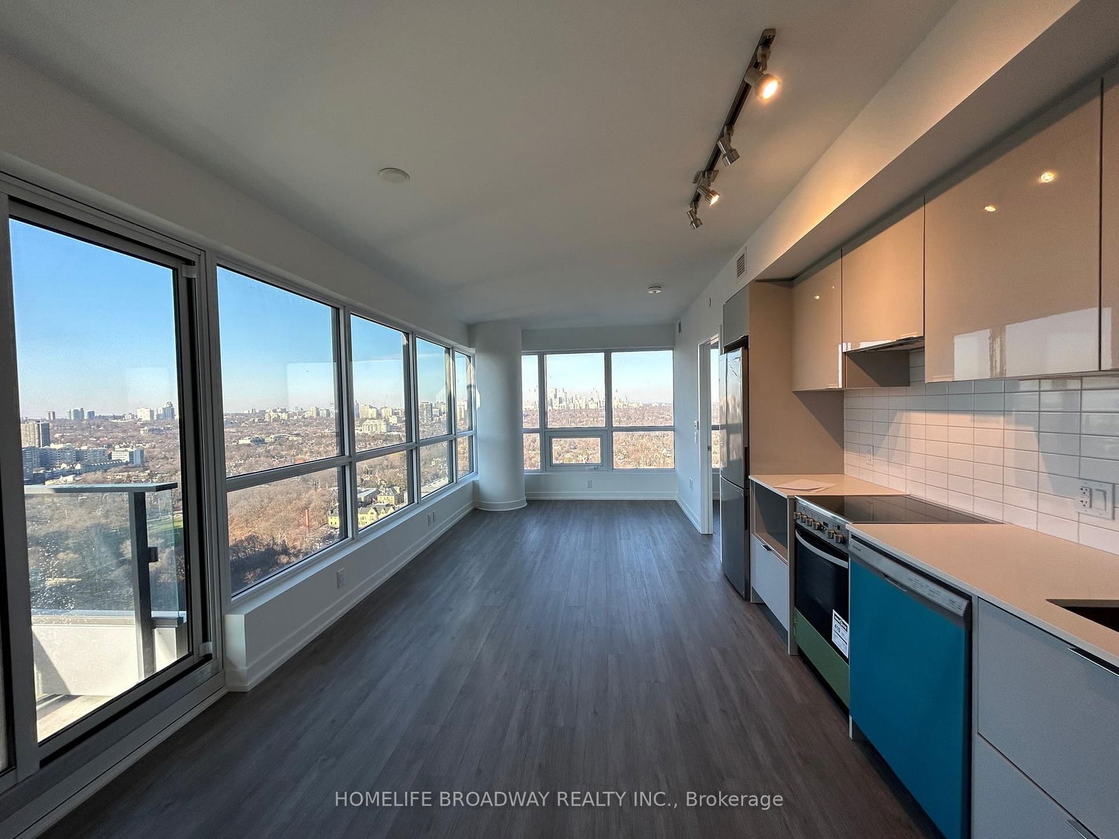 Condo for sale at 2505-395 Bloor Street, Toronto, North St. James Town, M4W 0B4 - MLS: C12154730