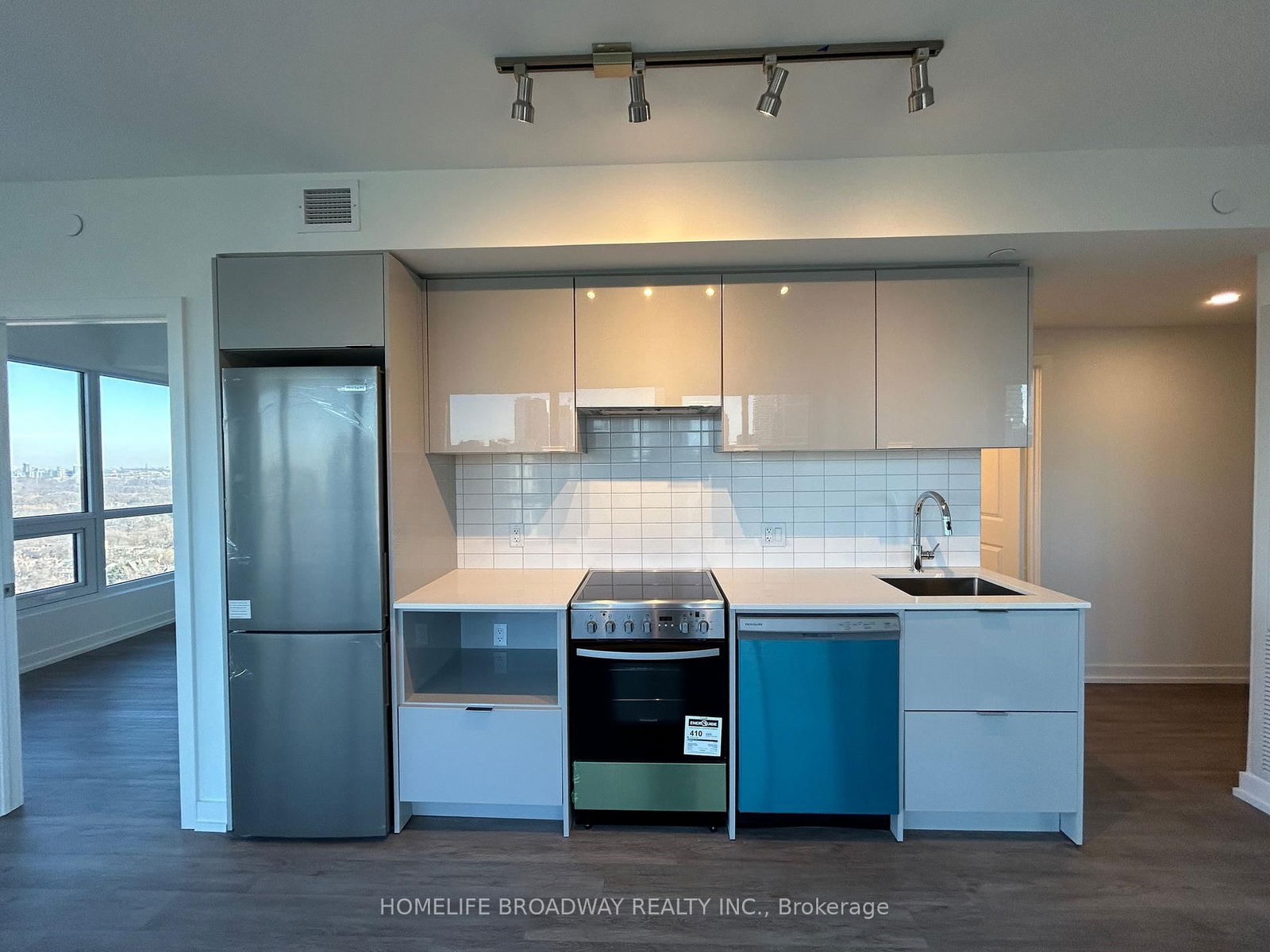 Condo for sale at 2505-395 Bloor Street, Toronto, North St. James Town, M4W 0B4 - MLS: C12154730