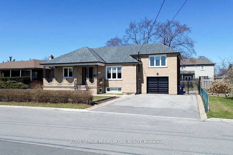 home for sale on 286 Waterloo Avenue