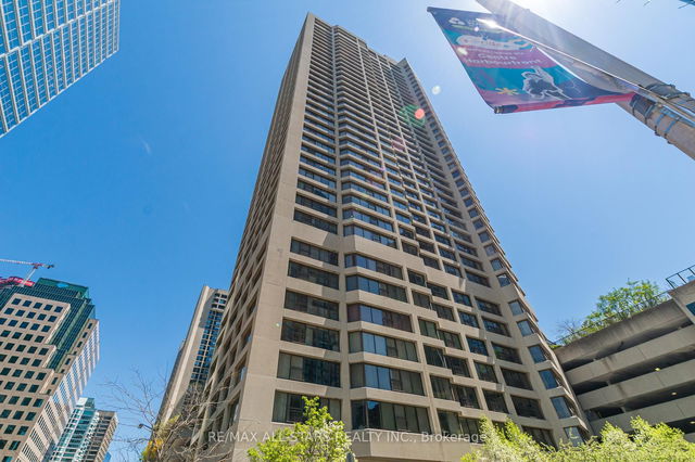 3617 - 55 Harbour Square