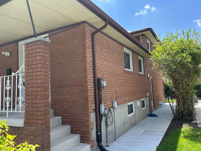 102 Mintwood Drive
