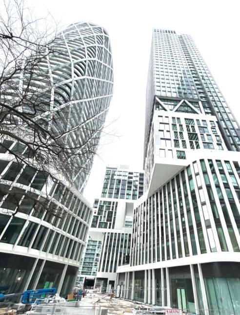 2117 - 230 Simcoe Street