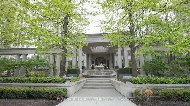 924 - 80 Harrison Garden Boulevard