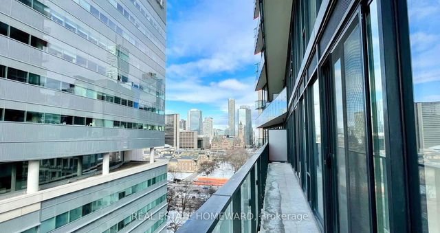 1305 - 215 Queen Street