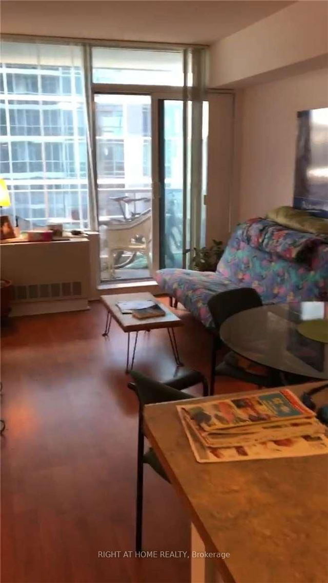2810 - 4978 Yonge Street