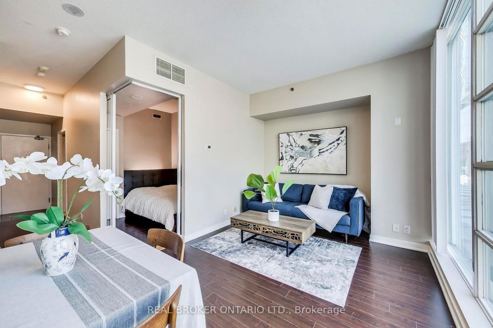 Condo for sale at 210-397 Front Street, Toronto, Waterfront Communities C1, M5V 3S1 - MLS: C12155831