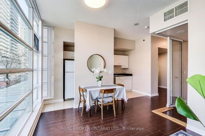 Unit 210 — 397 Front St, Toronto - Waterfront Communities C1 image-0-3