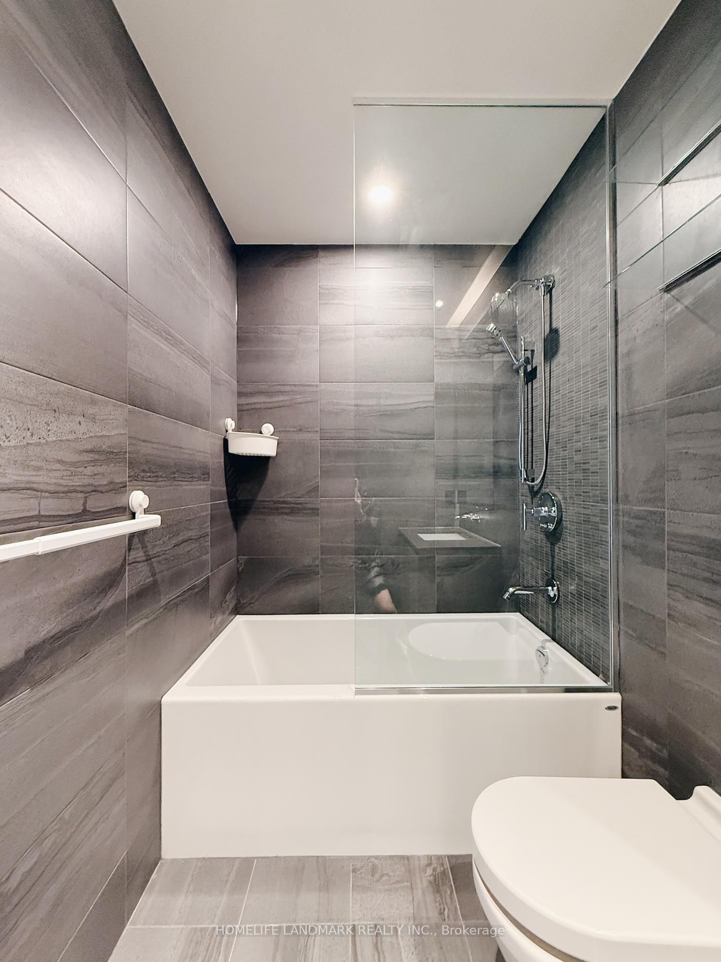 Condo sold at 603-81 Wellesley Street, Toronto, Ontario, M4Y 0C5 - Church-Yonge Corridor - MLS: C12155853