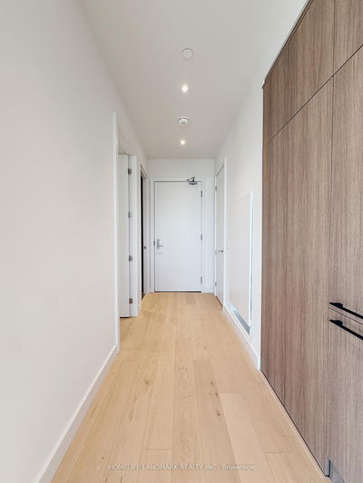 Unit 603 — 81 Wellesley St, Toronto - Church-Yonge Corridor image-0-4