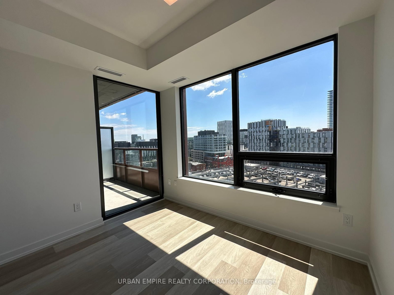 28 Eastern Avenue, Unit LPH15 - Photo 11