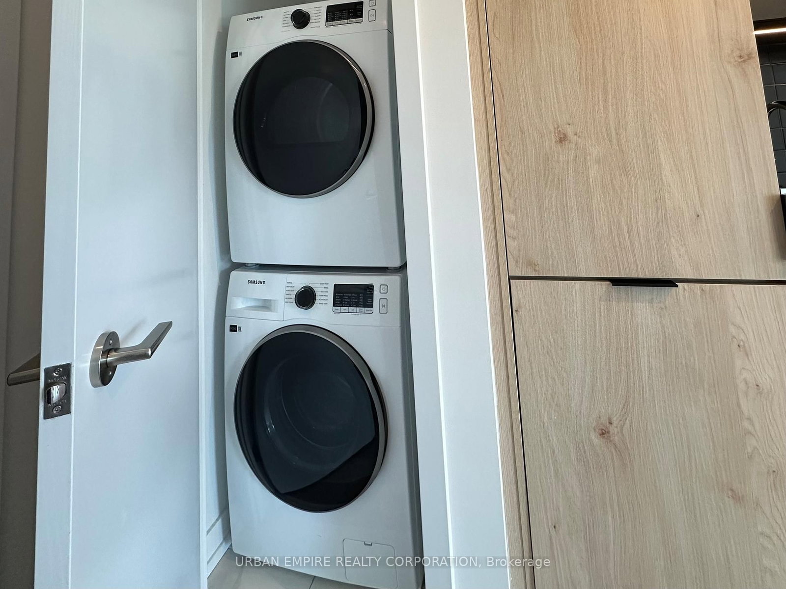 28 Eastern Avenue, Unit LPH15 - Photo 17